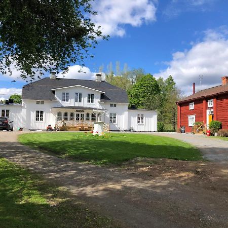 Bredsjoe Gamla Herrgard White Dream Mansion Hällefors 外观 照片