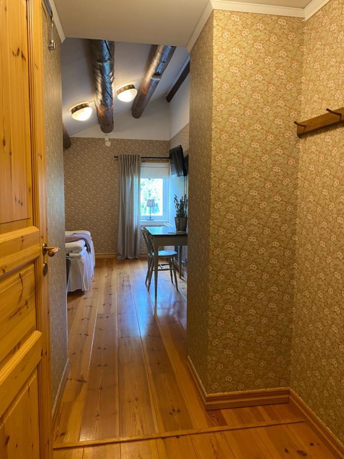 Bredsjoe Gamla Herrgard White Dream Mansion Hällefors 外观 照片