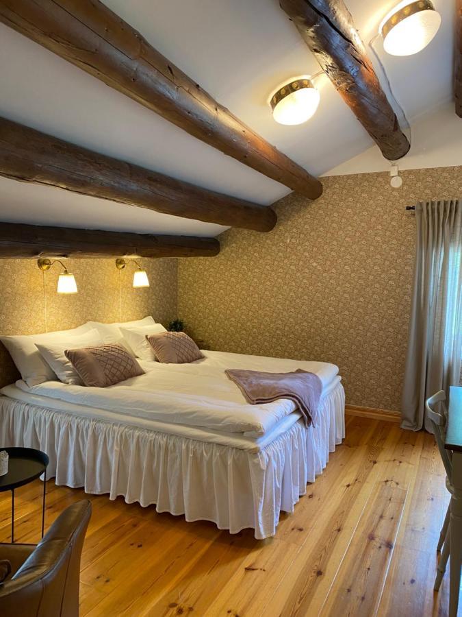 Bredsjoe Gamla Herrgard White Dream Mansion Hällefors 外观 照片